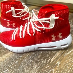 Under Armour Hovr basketball shoes
